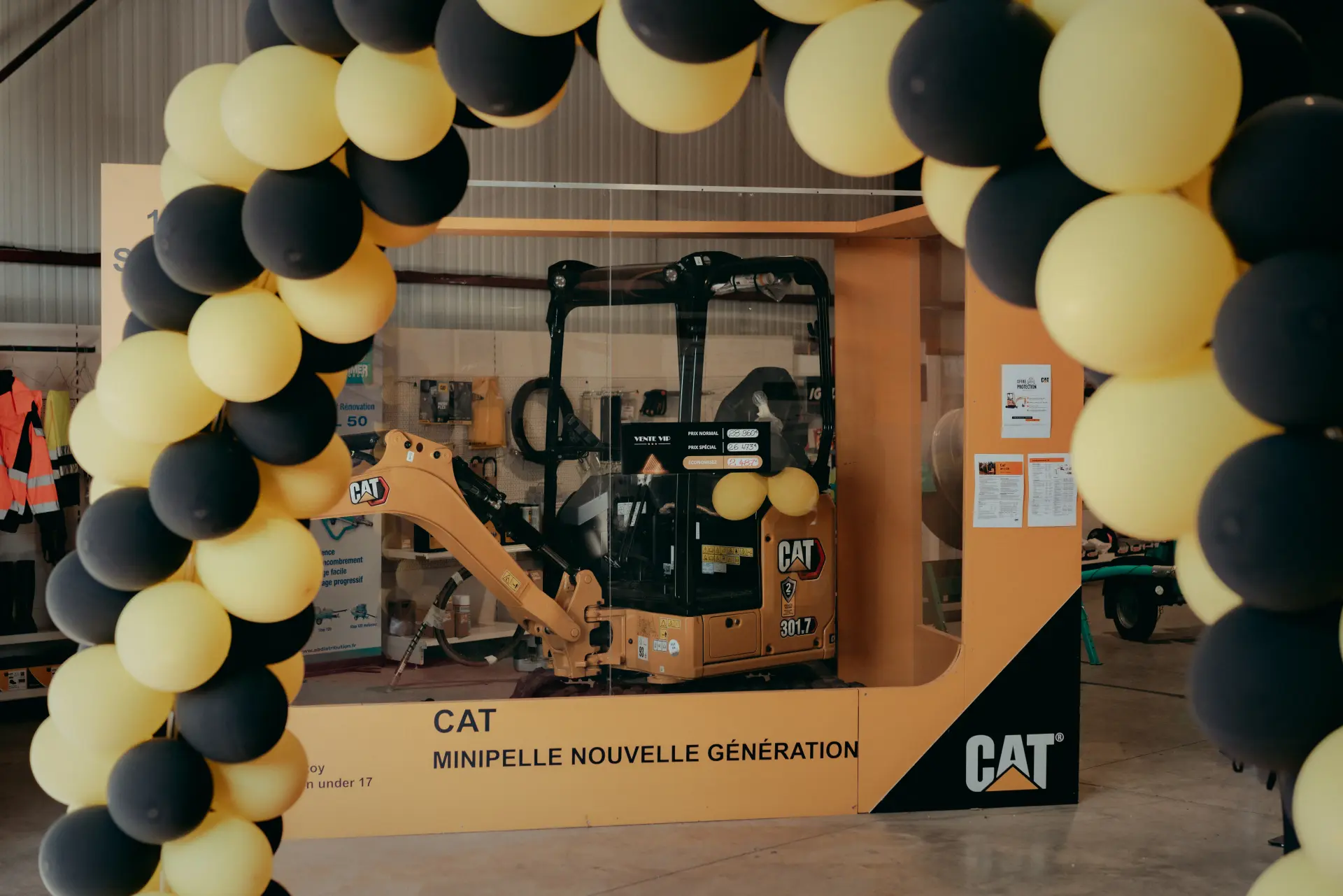 Vente privée engins BTP - Événement déstockage matériel construction