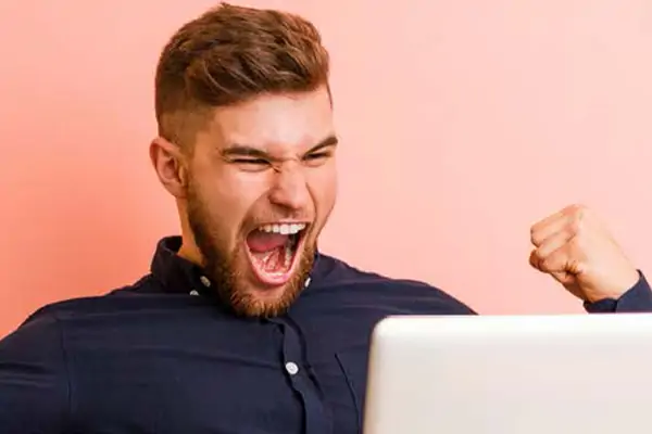 UpYourBizz dévoile son nouveau site internet - Article marketing commercial UpYourBizz